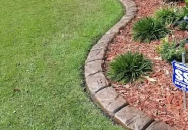 The Hidden Joy of Custom Curbing: Beautify Your Yard with Purpose
